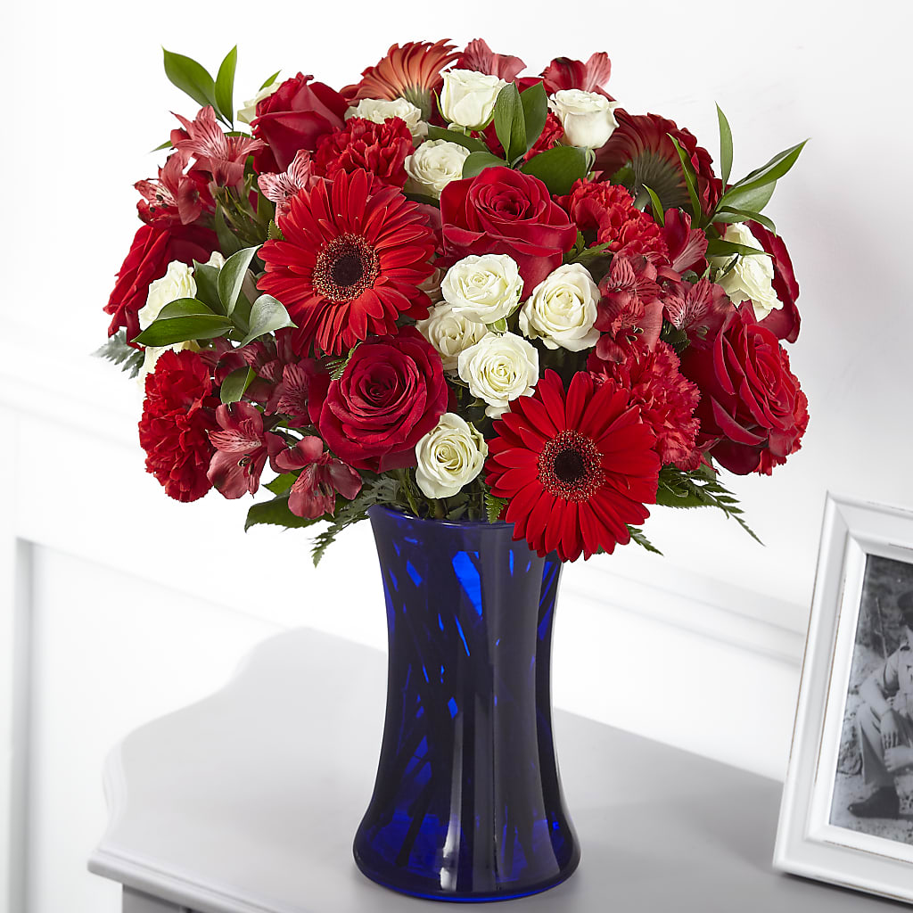 Hearts Embrace Bouquet – Floral Delights Etc, Daleville AL