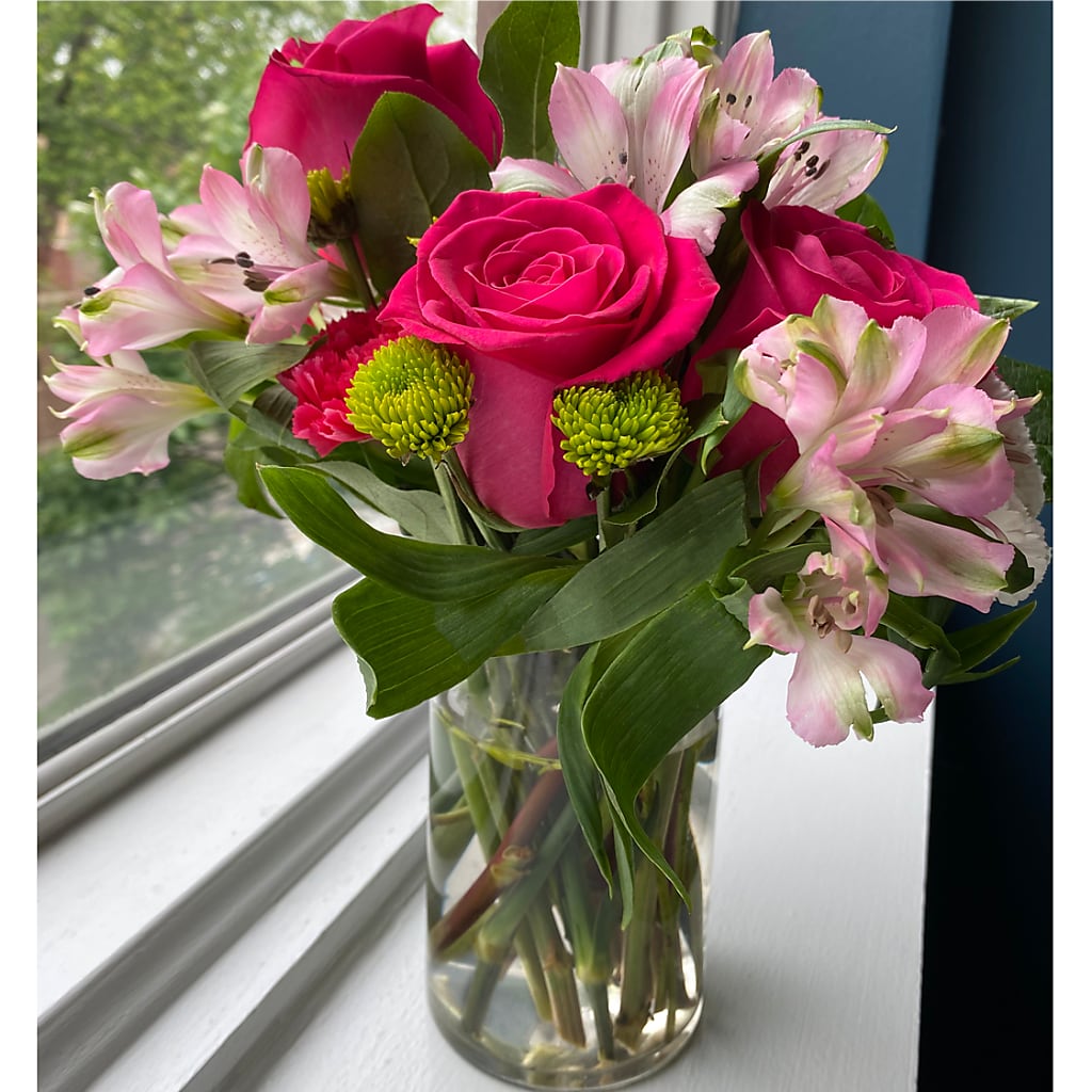 Sweet & Pretty Bouquet –  Floral Delights Etc, Daleville AL