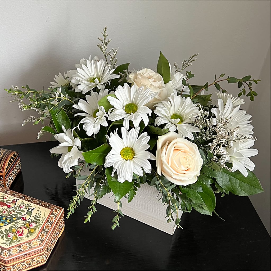 Fresh Linen Box Bouquet –  Floral Delights Etc, Daleville AL
