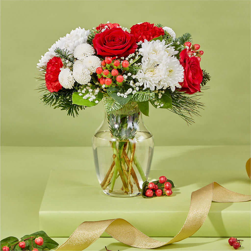 Chance of Flurries Bouquet –  Floral Delights Etc, Daleville AL