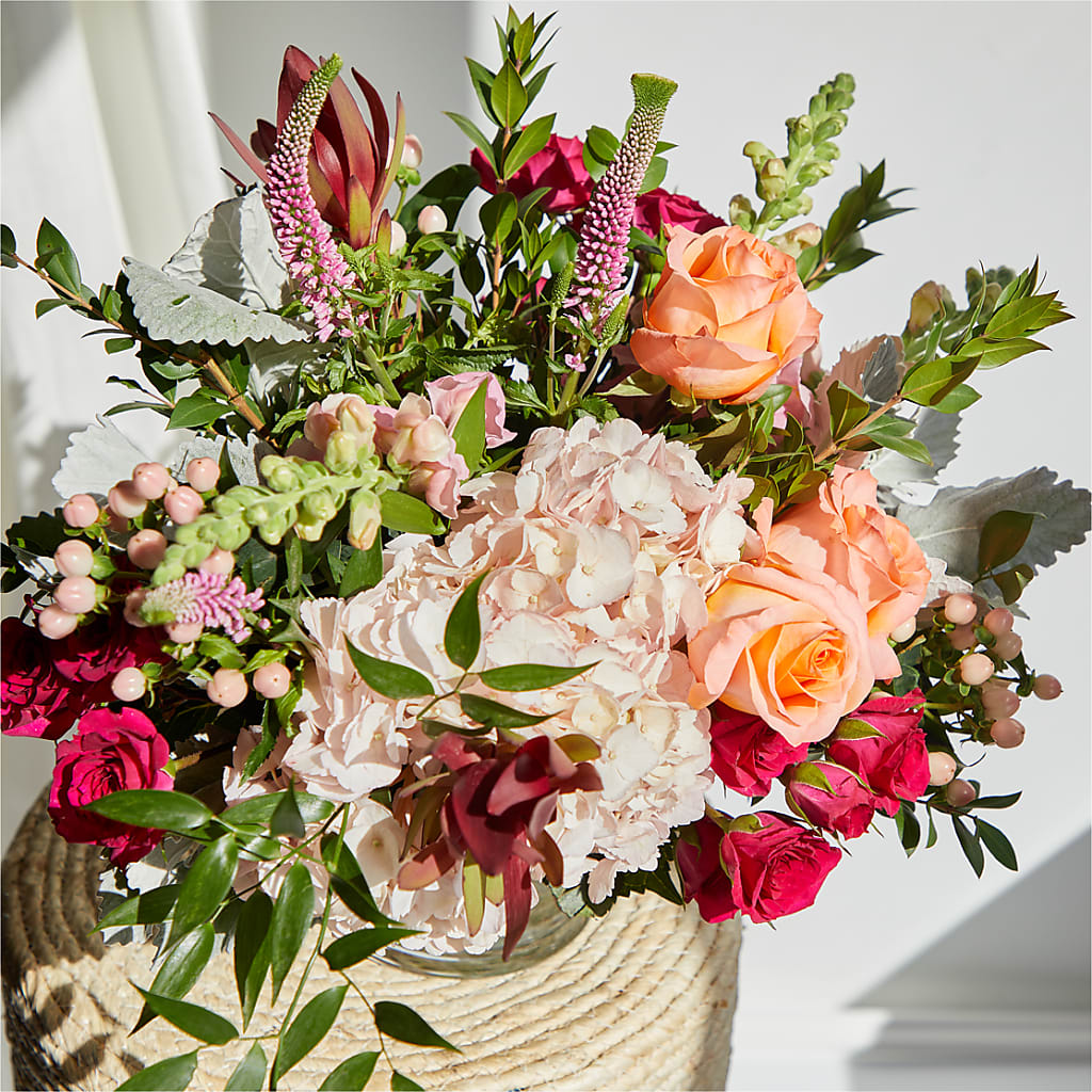 Glitz & Glam Bouquet –  Floral Delights Etc, Daleville AL