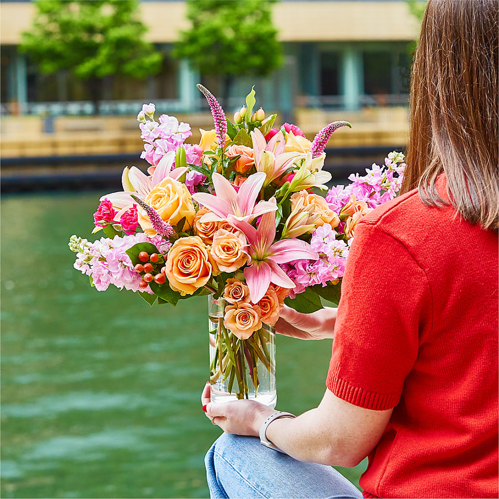 Bisous Bouquet –  Floral Delights Etc, Daleville AL